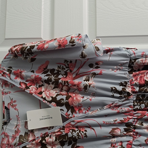 BloomChic Floral Dress - 1X - US 14/16 - NWT - Picture 4 of 16